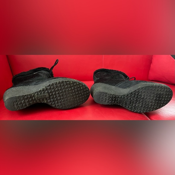 OSCAR SPORT Fur Boots WEDGE Shearling BLACK Size 38/7.5 Made in Italy - Picture 10 of 10